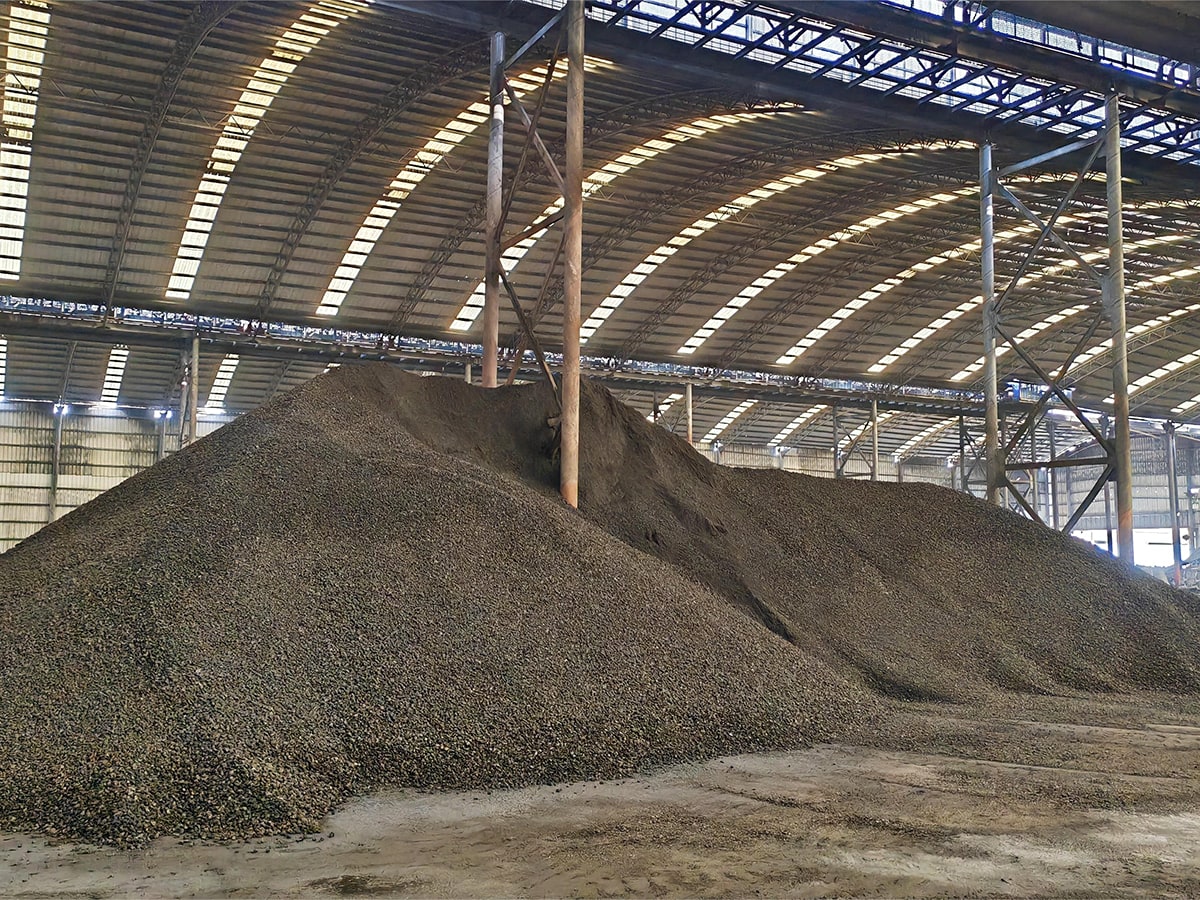 Semi Coke — 8–18 mm small sample